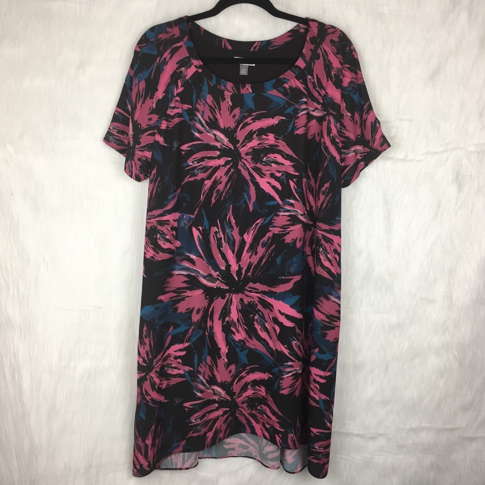 Chelsea 28 Floral High Low Shift Dress